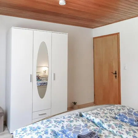 2 Bedroom Amazing In Ferienhaus *