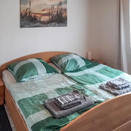2 Bedroom Amazing In بيت للعطل Flammersfeld